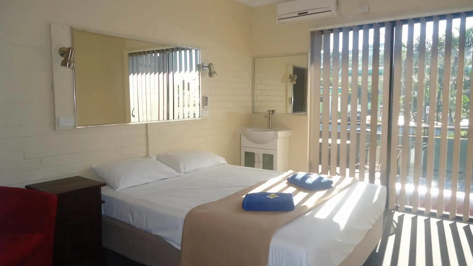 Kingsford Riverside Inn Brisbane 3*,  Australia