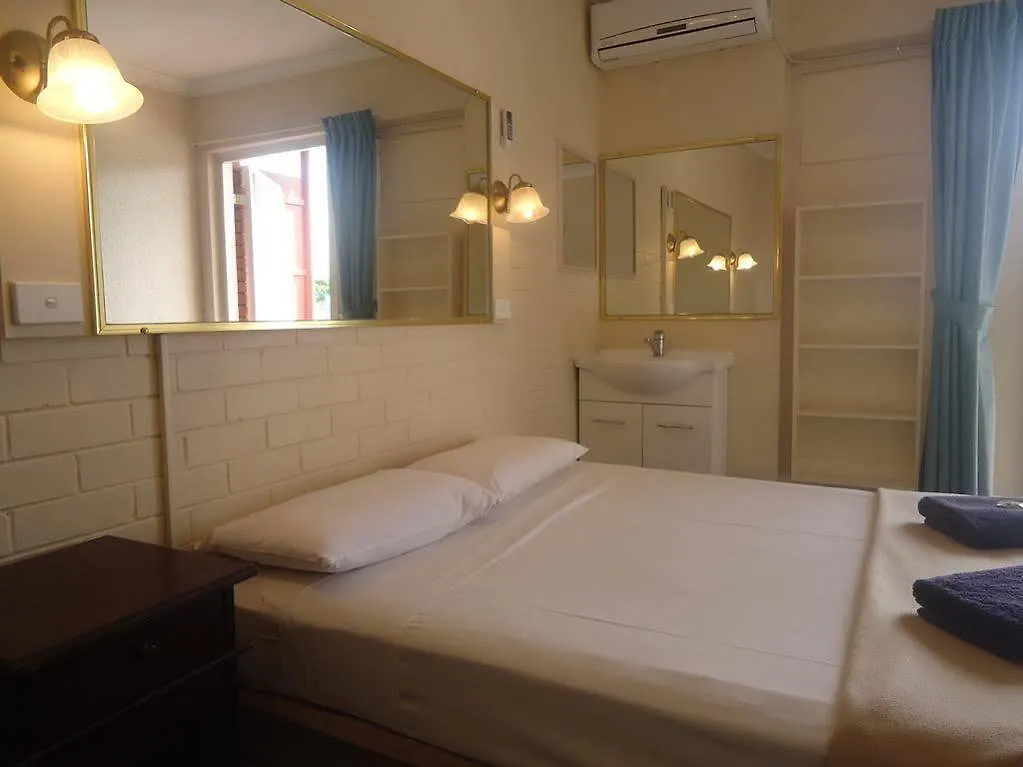 Kingsford Riverside Inn Brisbane