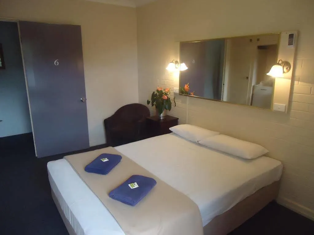 *** Guest house Kingsford Riverside Inn Brisbane Australia