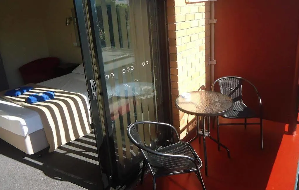 Kingsford Riverside Inn Brisbane Guest house