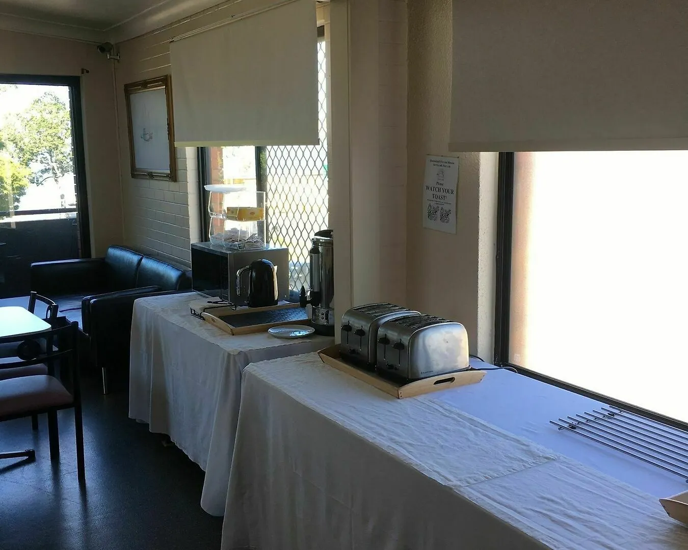 Kingsford Riverside Inn Brisbane Guest house